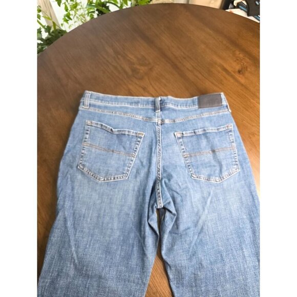 Lucky Brand Men's 223 StraExperience the perfect blend of comfort and style with - Picture 12 of 16